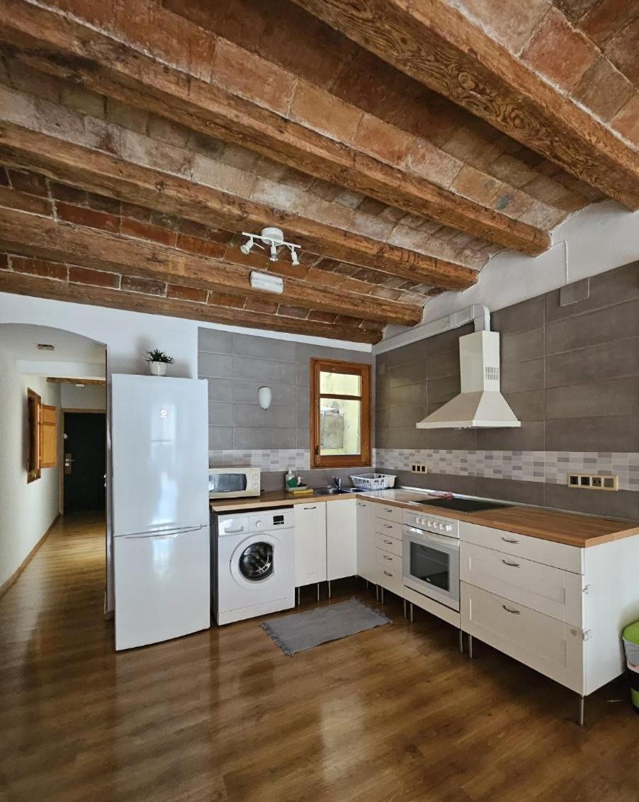 Flat With 2 And Private Terrace Min 32 Days Appartement