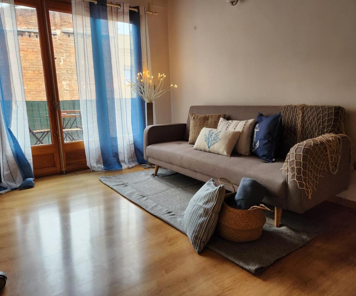 Flat With 2 And Private Terrace Min 32 Days Barcelona